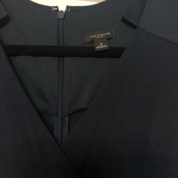 Ann Taylor size 0 navy blue dress - Picture 2 of 2